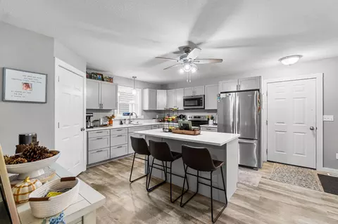Kitchen - 4916 Villas Ave, Frederic, MI 49733 photo 1 of 4