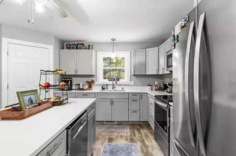 Kitchen - 4916 Villas Ave, Frederic, MI 49733 photo 2 of 4