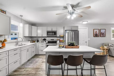 Kitchen - 4916 Villas Ave, Frederic, MI 49733 photo 4 of 4