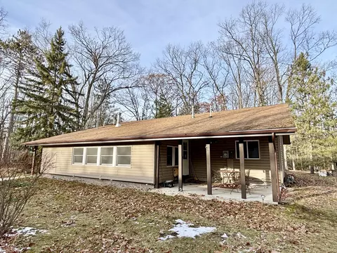 1479 Park Dr, Lewiston, MI 49756
