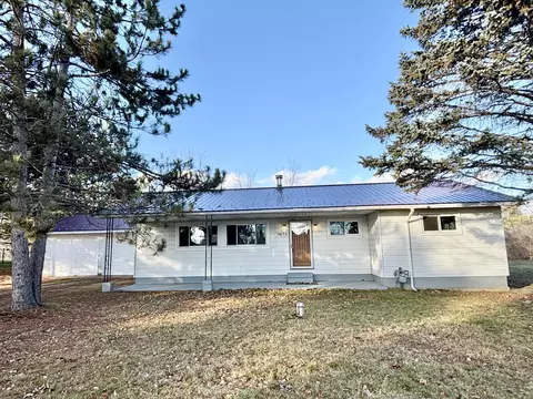 4672 Birch Grove Ct, Lewiston, MI 49756