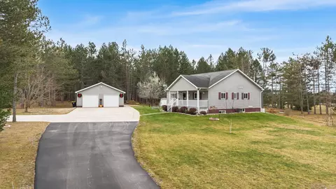 3234 Bonter Ct, Cheboygan, MI 49721