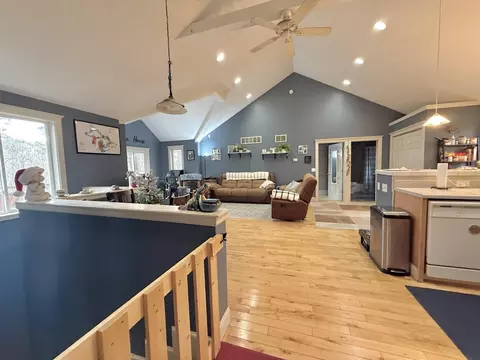 Entry Way - 2564 E Brutus Rd, Alanson, MI 49706 photo 1 of 2