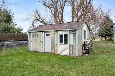 Exterior - 929 Eppler Rd, Petoskey, MI 49770 photo 7 of 10