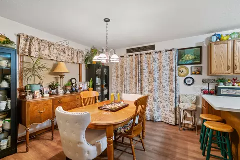 Dining - 929 Eppler Rd, Petoskey, MI 49770 photo 2 of 3