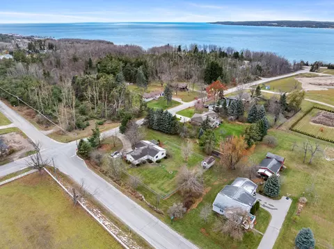 View/Area - 929 Eppler Rd, Petoskey, MI 49770 photo 4 of 10