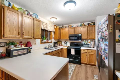 Kitchen - 929 Eppler Rd, Petoskey, MI 49770 photo 1 of 3
