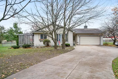 929 Eppler Rd, Petoskey, MI 49770