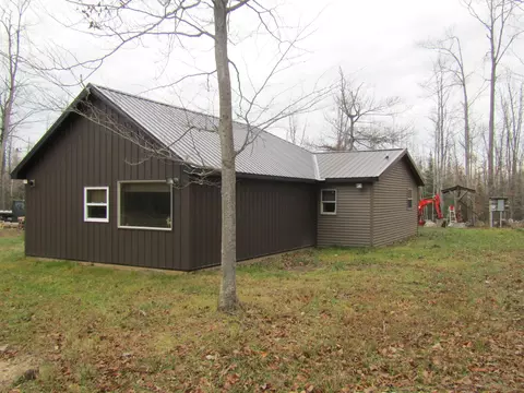 3142 Quade Hwy, Rogers City, MI 49779