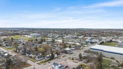 214 E State St, Cheboygan, MI 49721 photo 36