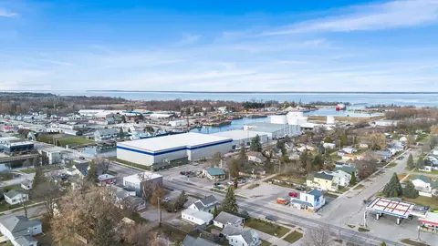 214 E State St, Cheboygan, MI 49721 photo 33