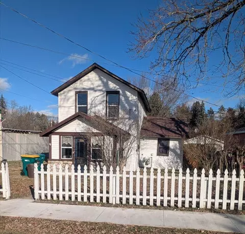 206 N Main St, Roscommon, MI 48653