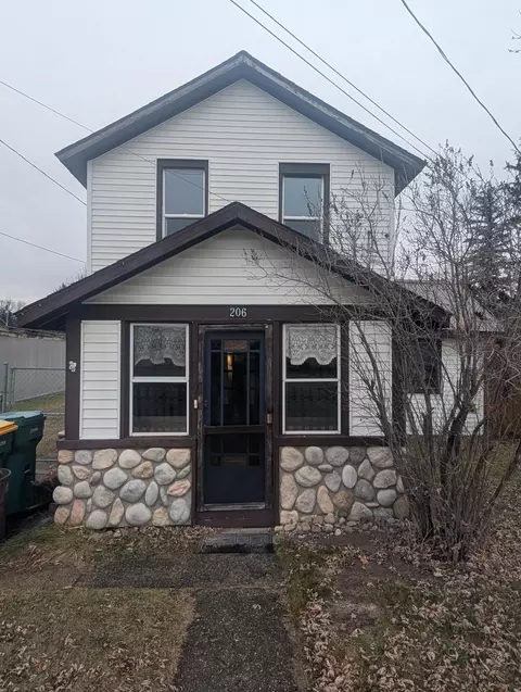 Exterior - 206 N Main St, Roscommon, MI 48653 photo 3 of 7