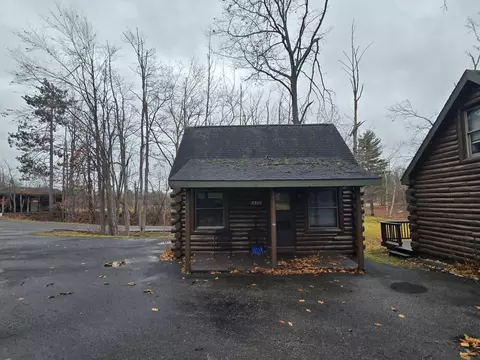 2301 Beaver Creek Dr, Gaylord, MI 49735