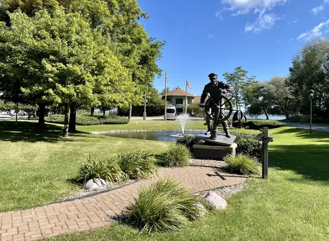 115 Boat Club Dr #SLIP 115, Cheboygan, MI 49721