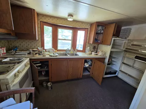 Kitchen - 435 N Mount Tom Rd, Mio, MI 48647 photo 4 of 4