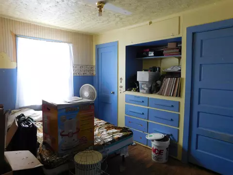 Bedroom - 11565 N Main St, Roscommon, MI 48653 photo 4 of 4