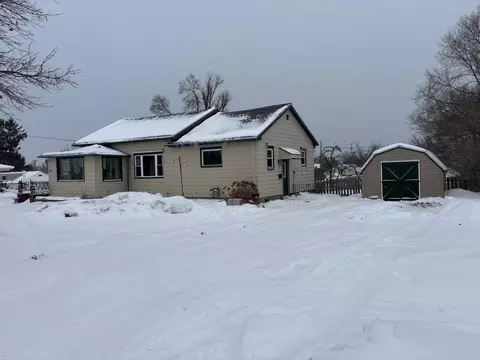 410 S 3rd St, Rogers City, MI 49779