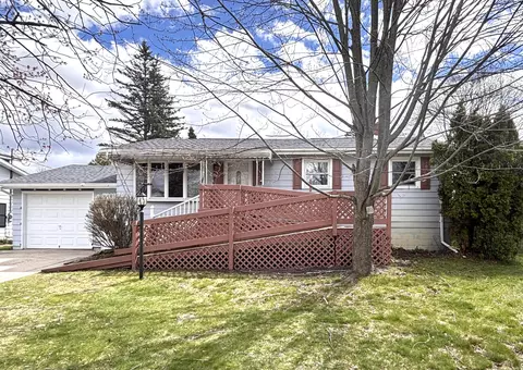 259 N Lawn St, Alpena, MI 49707