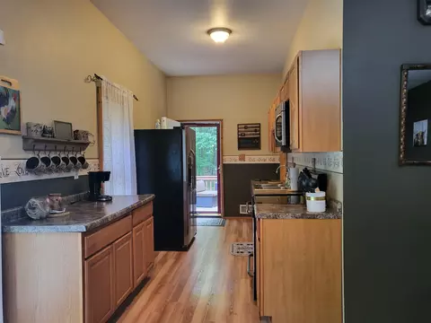 Kitchen - 9933 N Roberts Rd, Frederic, MI 49733 photo 6 of 6