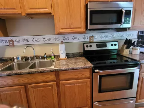 Kitchen - 9933 N Roberts Rd, Frederic, MI 49733 photo 3 of 6