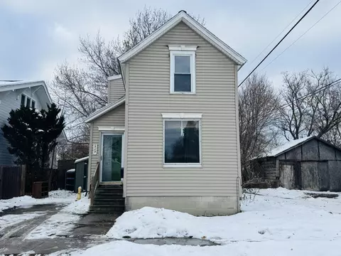 313 S 7th Ave, Alpena, MI 49707