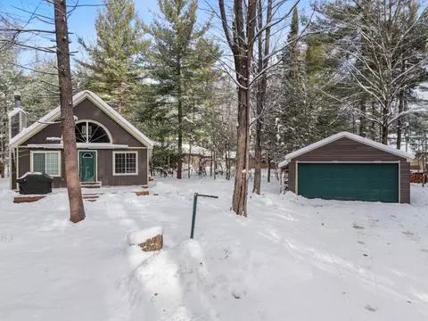 Exterior - 120 Smiths Blvd, Roscommon, MI 48653 photo 5 of 9