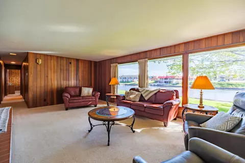 Living - 190 Riverside Dr, Cheboygan, MI 49721 photo 3 of 4