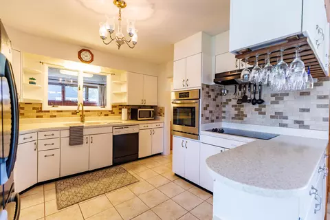 Kitchen - 190 Riverside Dr, Cheboygan, MI 49721 photo 1 of 3