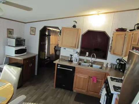 Kitchen - 111 Anna Ave, Roscommon, MI 48653 photo 3 of 3