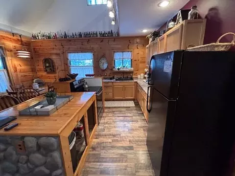 Kitchen - 7534 N Old 27, Frederic, MI 49733 photo 6 of 10