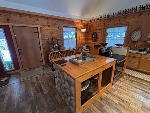 Kitchen - 7534 N Old 27, Frederic, MI 49733 photo 5 of 10