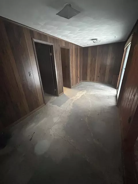 Entry Way - 1415 W 8th St, Mio, MI 48647 photo 2 of 3