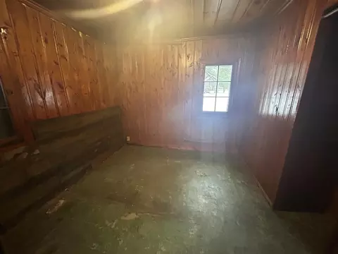 Bedroom - 1415 W 8th St, Mio, MI 48647 photo 2 of 4