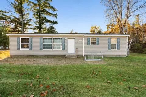 404 W Etherington St, Mackinaw City, MI 49701