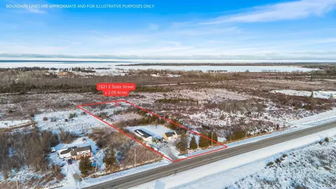 View/Area - 1821 E State St, Cheboygan, MI 49721 photo 6 of 8