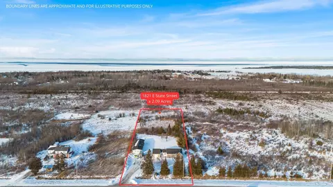 View/Area - 1821 E State St, Cheboygan, MI 49721 photo 4 of 8