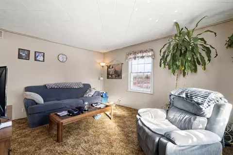 Living - 1821 E State St, Cheboygan, MI 49721 photo 2 of 4