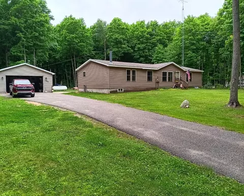 1800 Estelle Rd, Gaylord, MI 49735