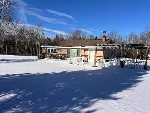 1076 W Devereaux Lake Rd #& 1016, Indian River, MI 49749