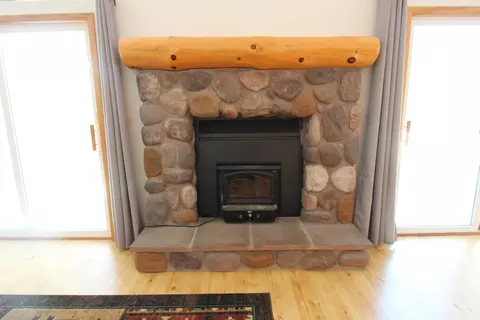 Living - 4521 Skyline Rd, Grayling, MI 49738 photo 2 of 8