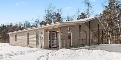 90 E Knox Rd, Beaverton, MI 48612