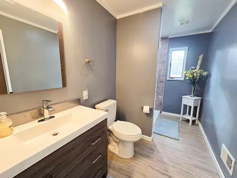 Bath - 5423 N Cedar River Rd, Gladwin, MI 48624 photo 1 of 3