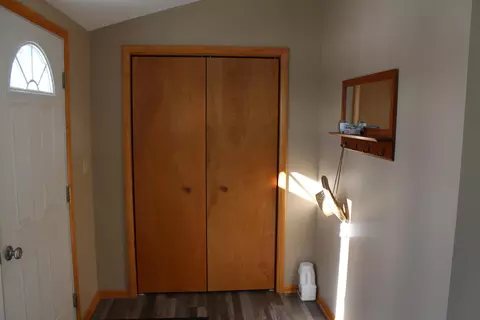 Entry Way - 816 E Swede Rd, Spruce, MI 48762 photo 1 of 3