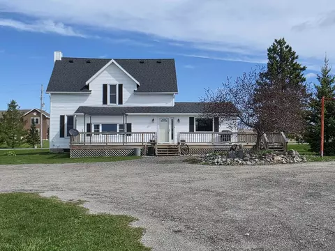 816 E Swede Rd, Spruce, MI 48762