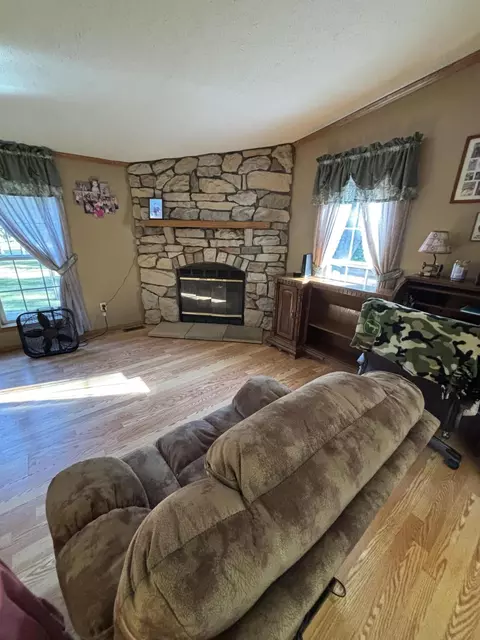 Living - 3419 W Babbitt Rd, Frederic, MI 49733 photo 3 of 4