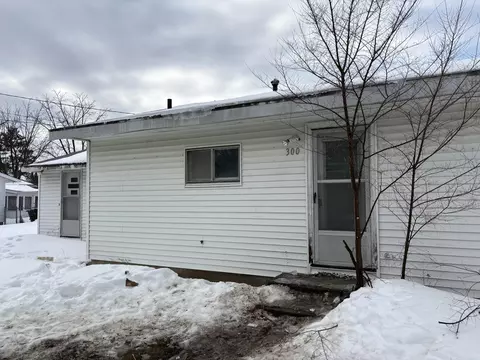 300 Rolla St, Grayling, MI 49738 photo 8