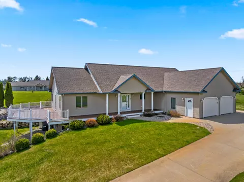 1541 Clearview Ln, Gaylord, MI 49735