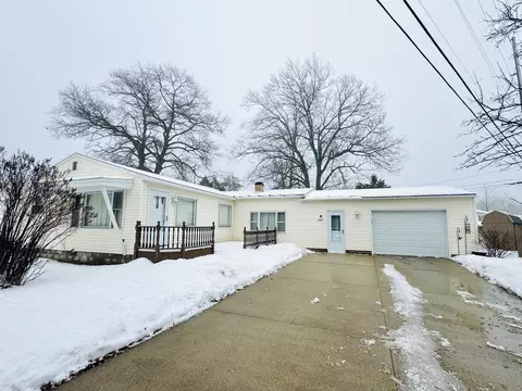 2453 Hobbs Dr, Alpena, MI 49707