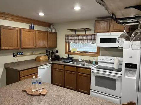 Kitchen - 4556 Haskell Dr, Lewiston, MI 49756 photo 4 of 5
